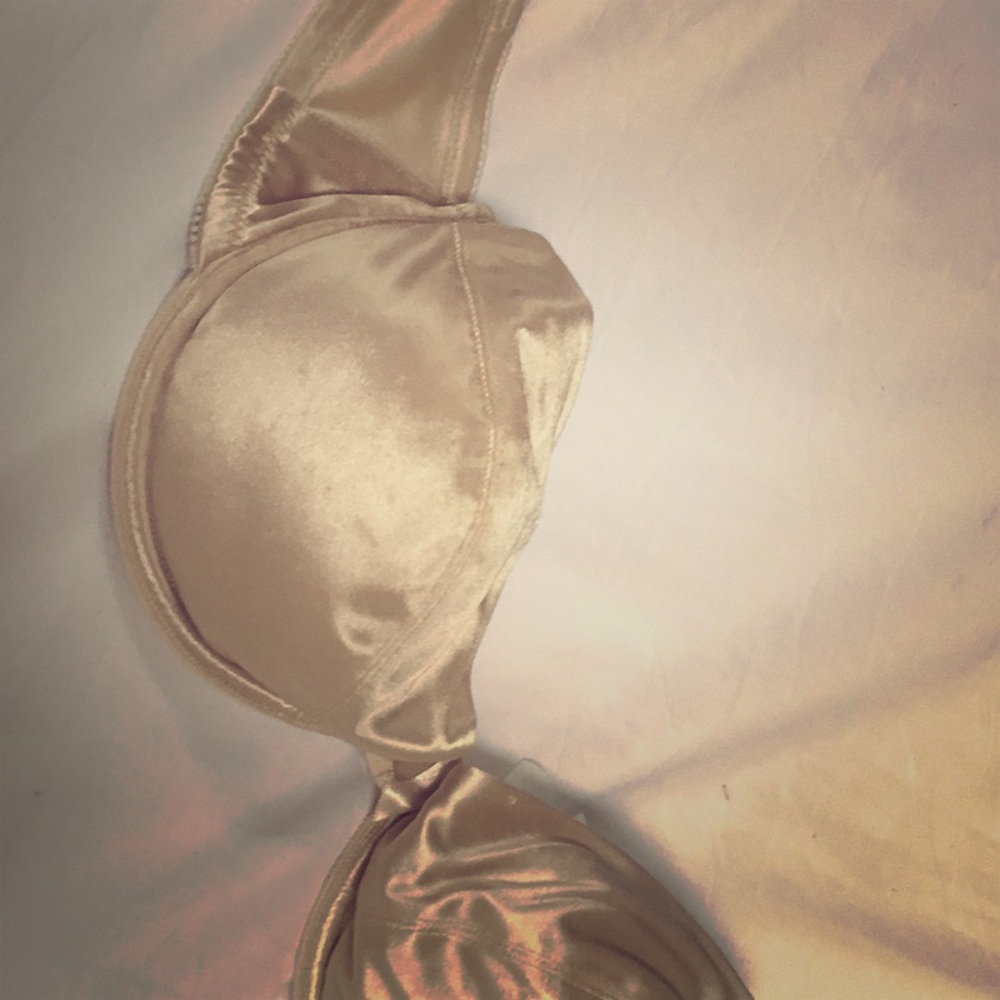Strapless bra